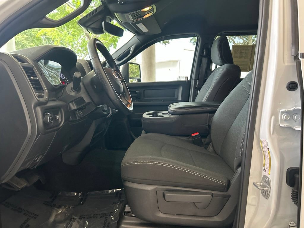 Used 2025 RAM 3500 Tradesman AWD/4WD image 6