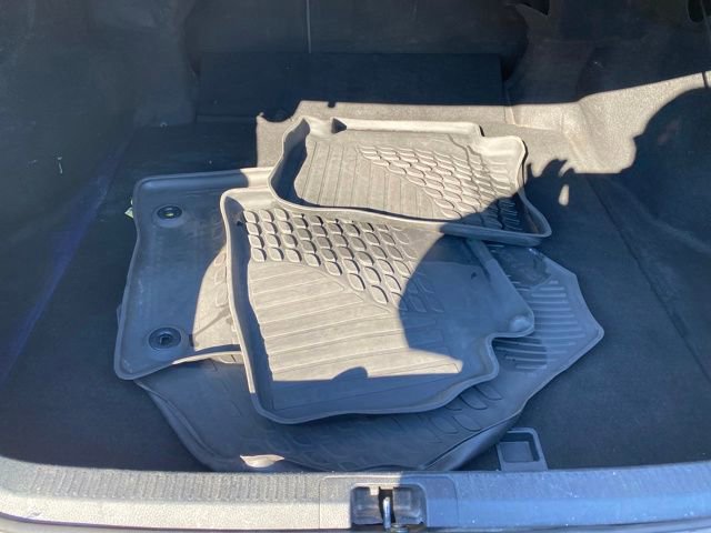 Used 2020 Toyota Camry SE image 27