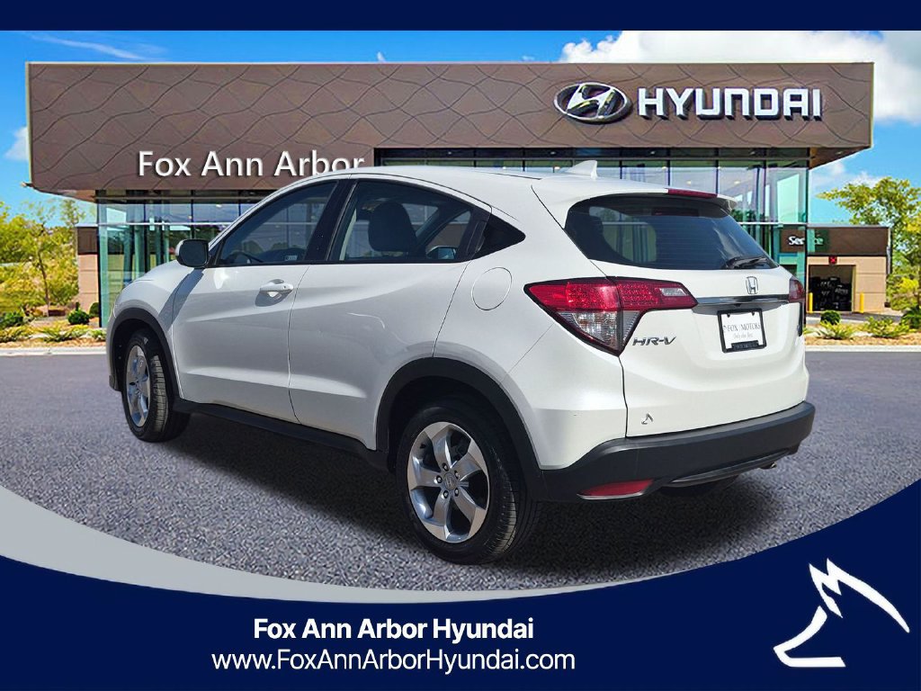 Used 2021 Honda HR-V LX image 3