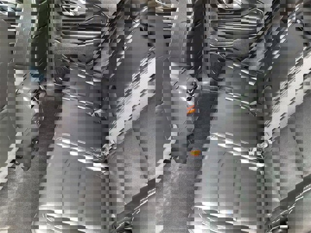 Used 2024 GMC Terrain SLT image 22