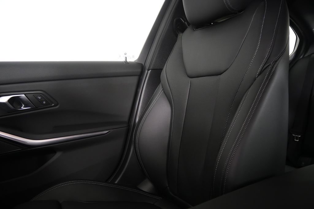 New 2026 BMW 330i Sedan w/ Premium Package RWD image 22