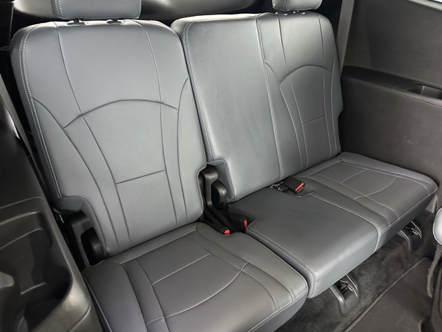 Used 2022 Buick Enclave Premium image 21