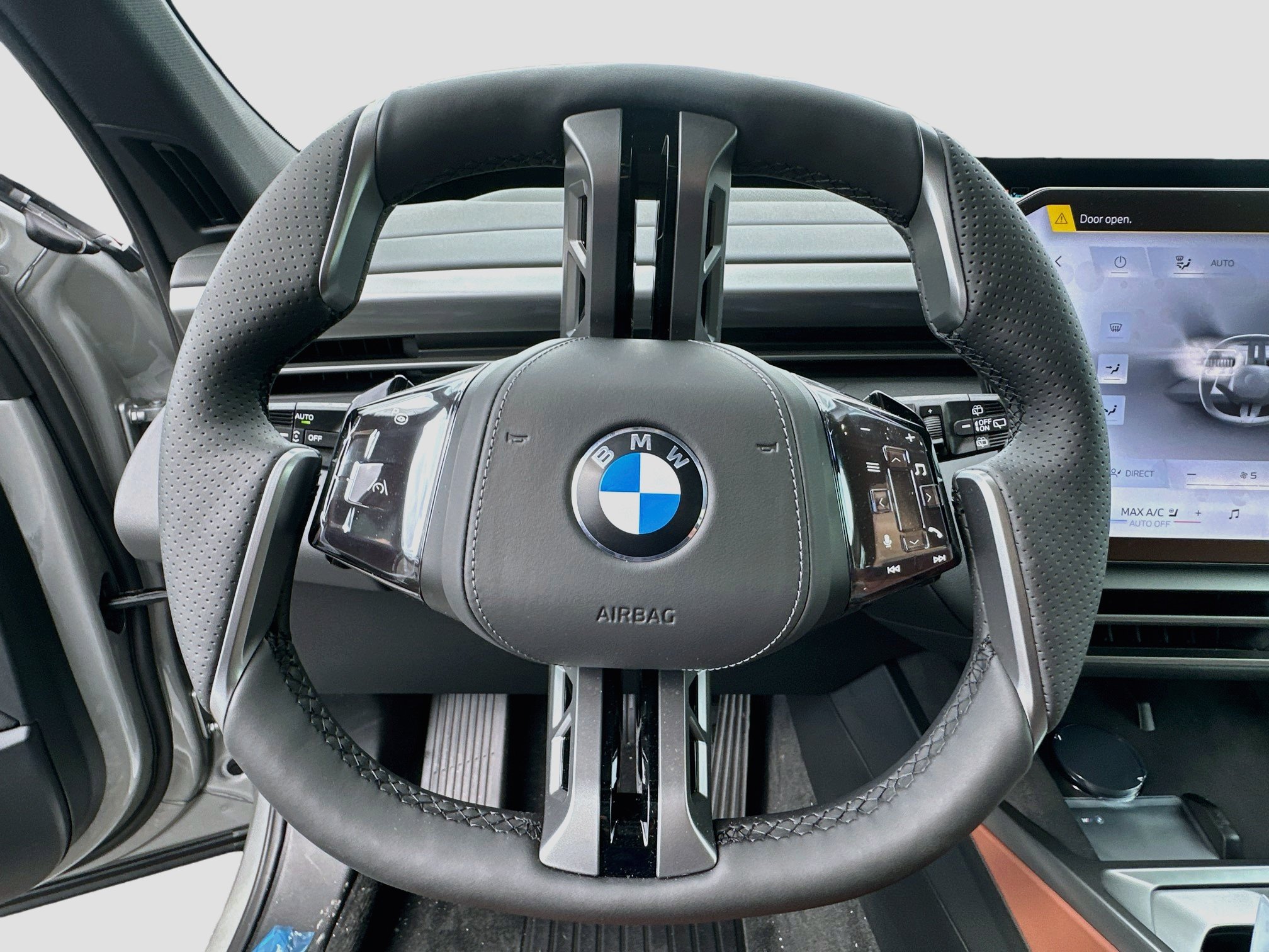 New 2027 BMW X5 xDrive40i w/ Parking Assistance Package AWD/4WD image 9