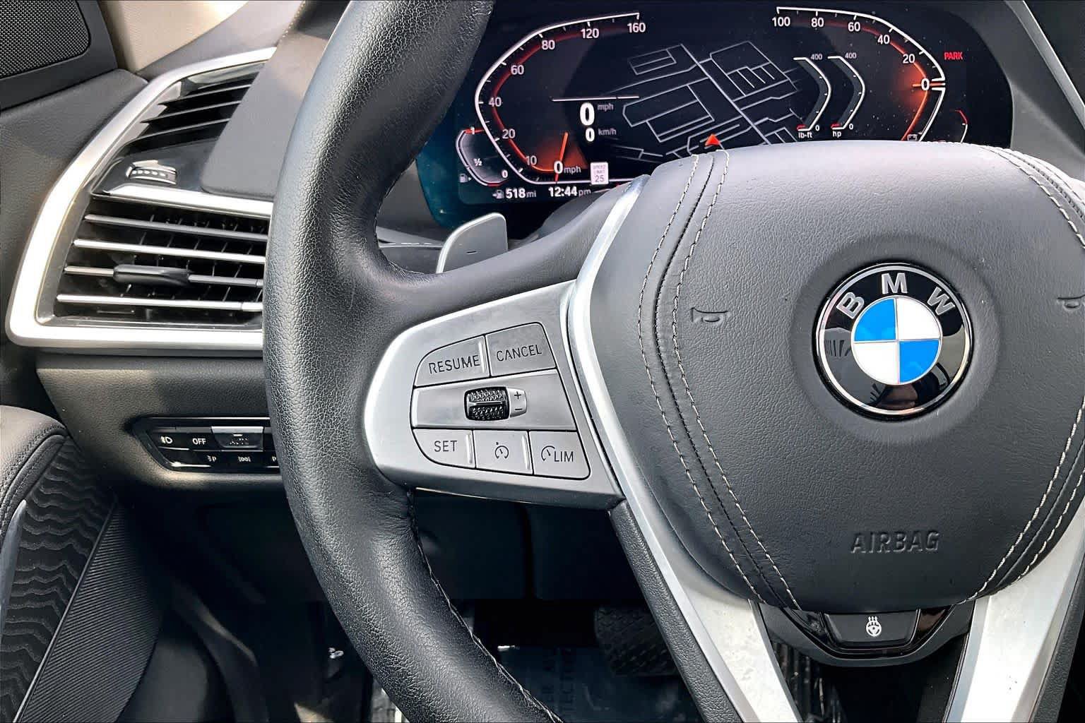 Used 2022 BMW X7 xDrive40i w/ Executive Package AWD/4WD image 31