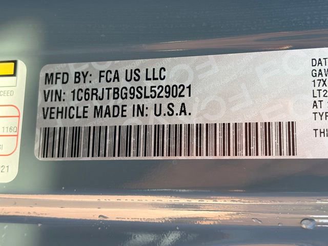 Used 2025 Jeep Gladiator Rubicon AWD/4WD image 2