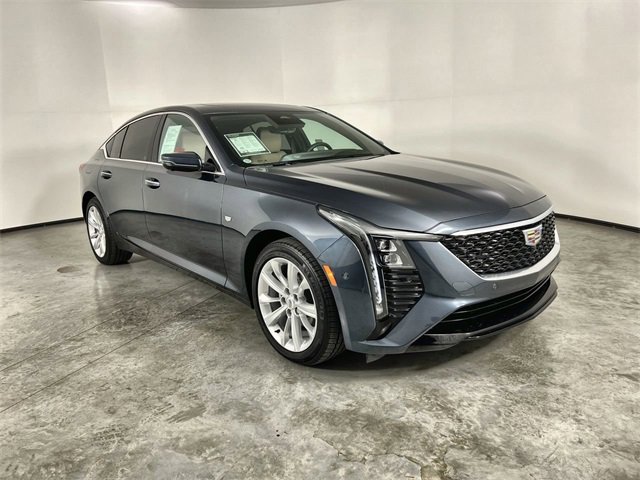 Used 2025 Cadillac CT5 Premium Luxury image 2