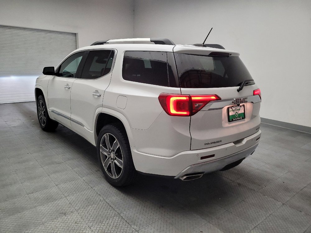 Used 2017 GMC Acadia Denali w/ Technology Package AWD/4WD image 5