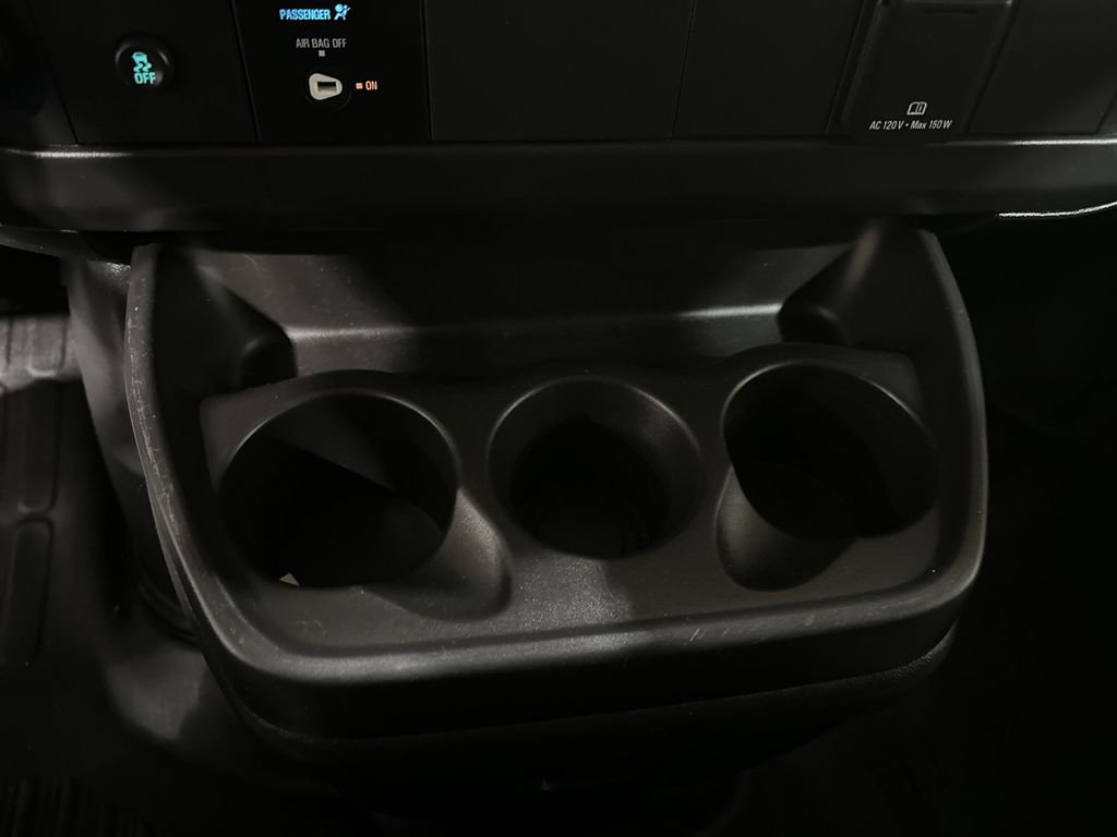 Used 2024 GMC Savana 2500 w/ Driver Convenience Package image 21