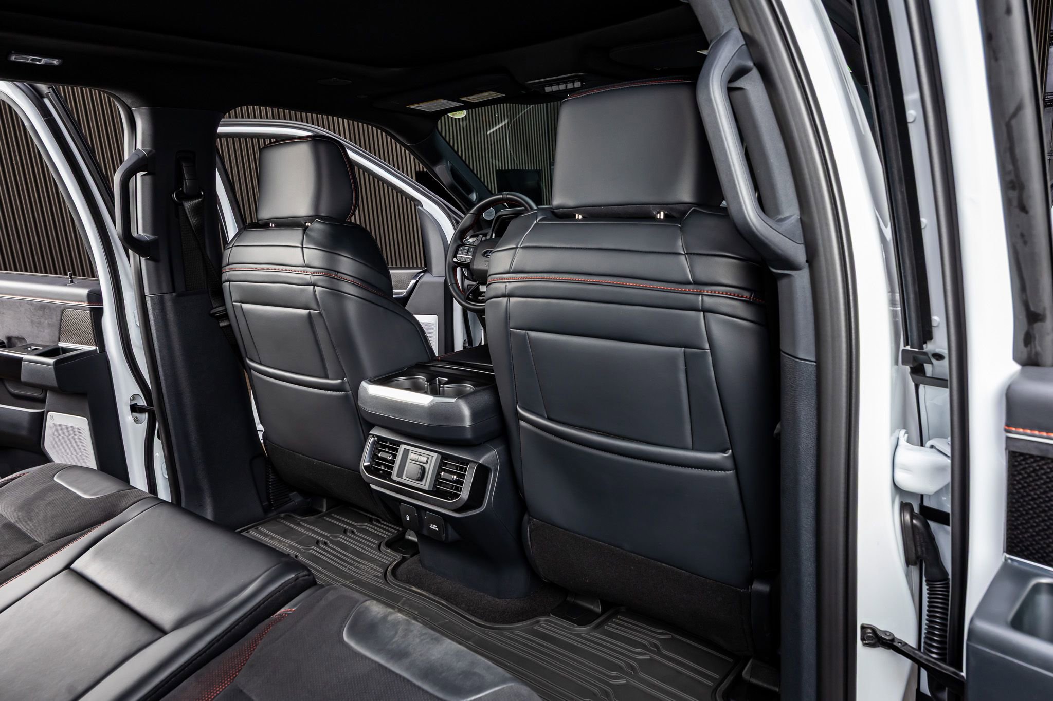 Used 2025 Ford F150 Raptor w/ Equipment Group 803A Raptor R image 32