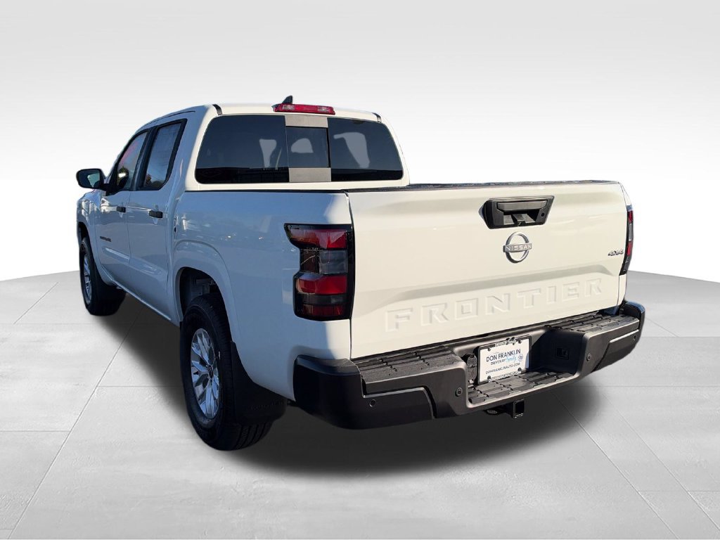 New 2027 Nissan Frontier S w/ Tow Package AWD/4WD image 3
