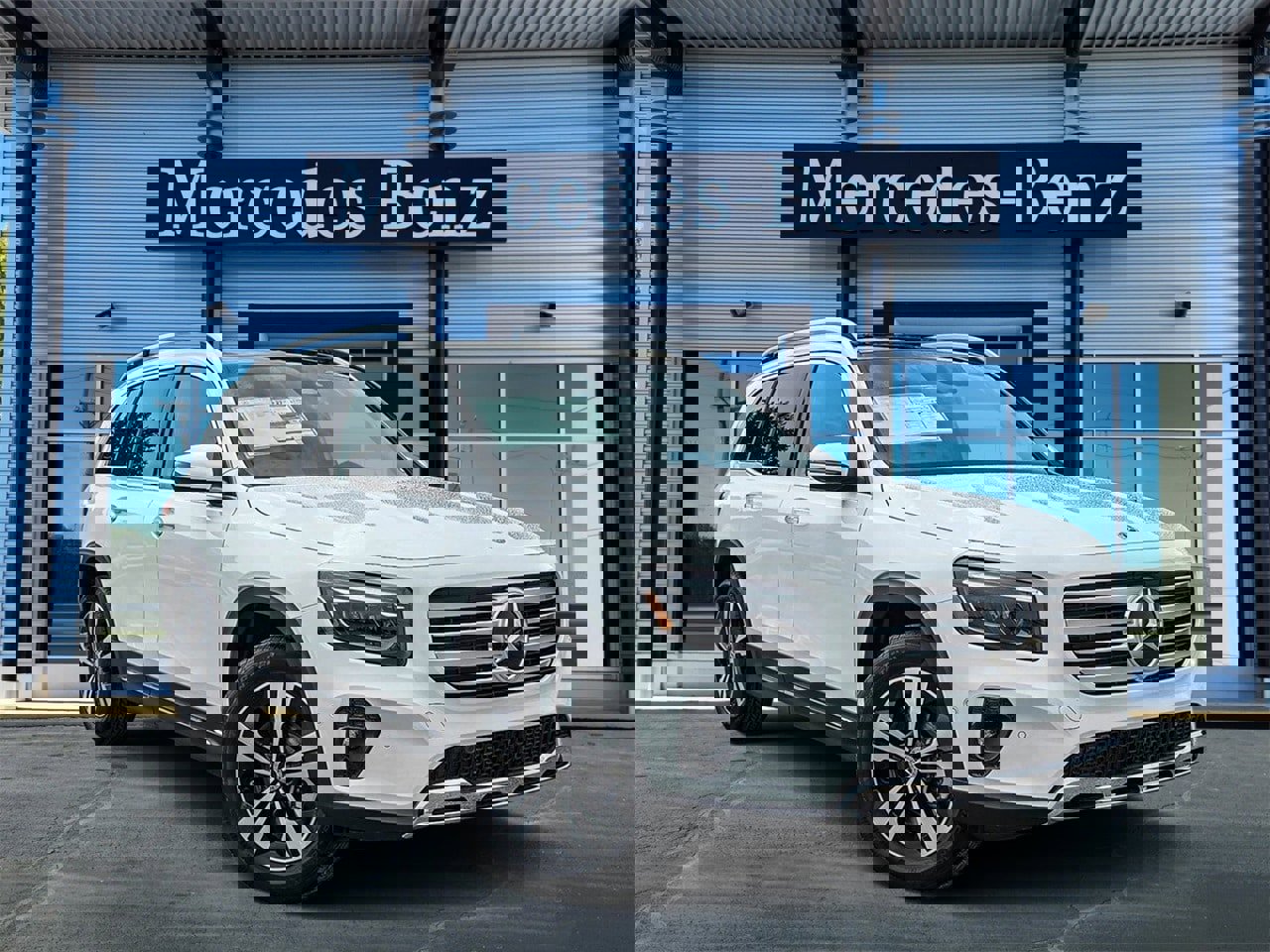 New 2026 Mercedes-Benz GLB 250 4MATIC image 1