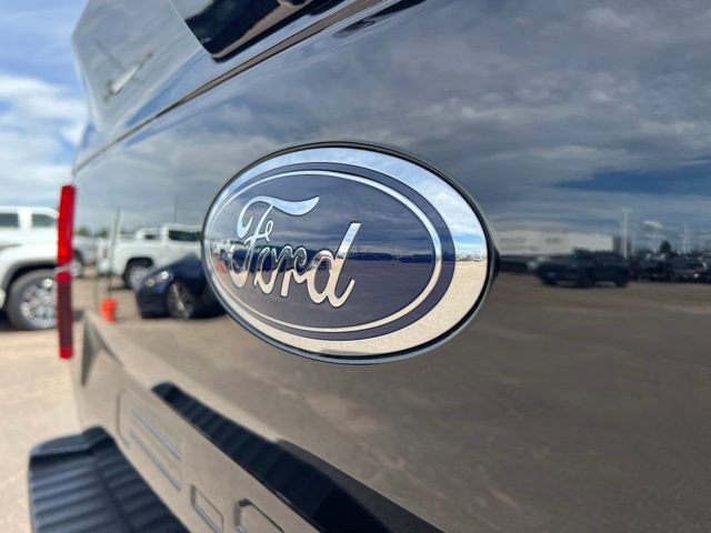 Used 2018 Ford F150 Lariat w/ Equipment Group 502A Luxury AWD/4WD image 13