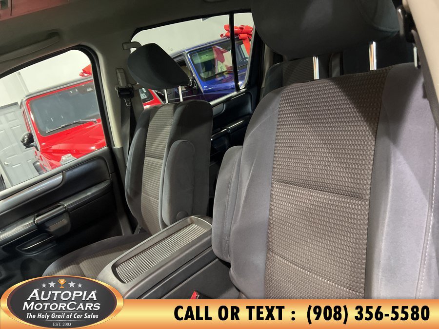 Used 2013 Nissan Armada SV AWD/4WD image 10