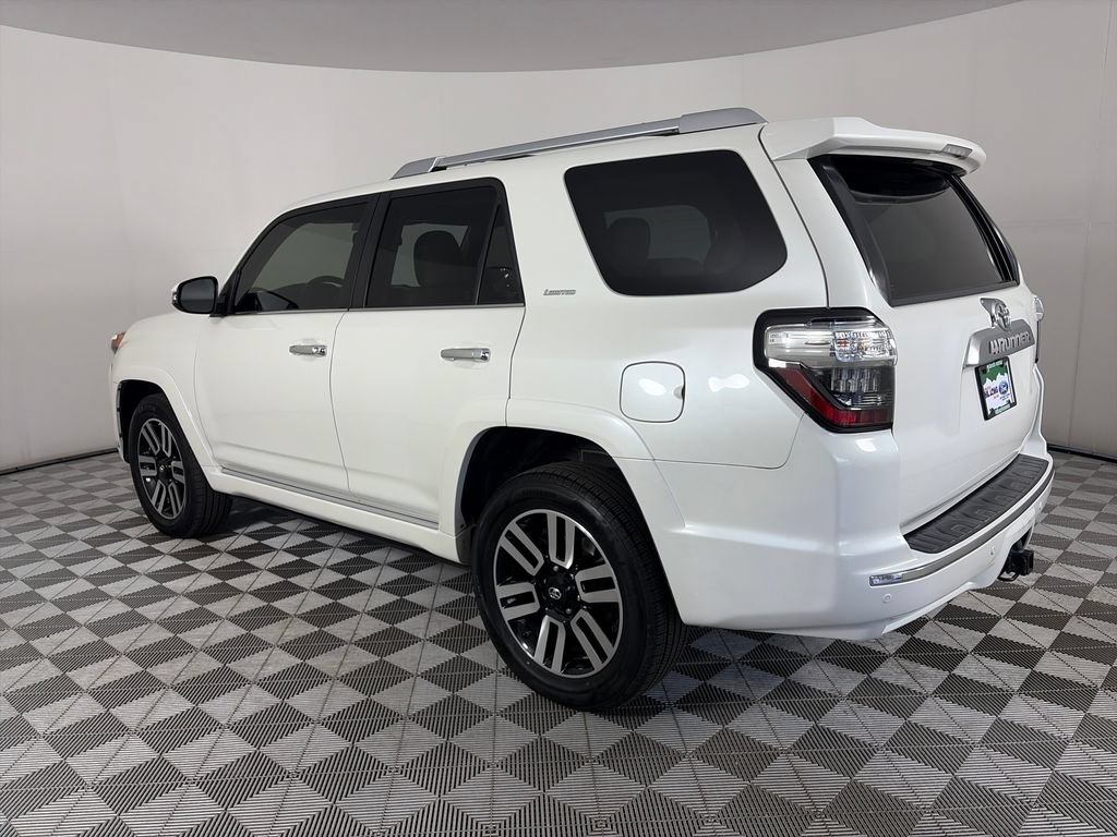 Used 2015 Toyota 4Runner Limited AWD/4WD image 5