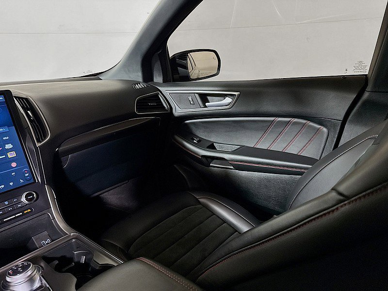 Used 2024 Ford Edge ST-Line image 24
