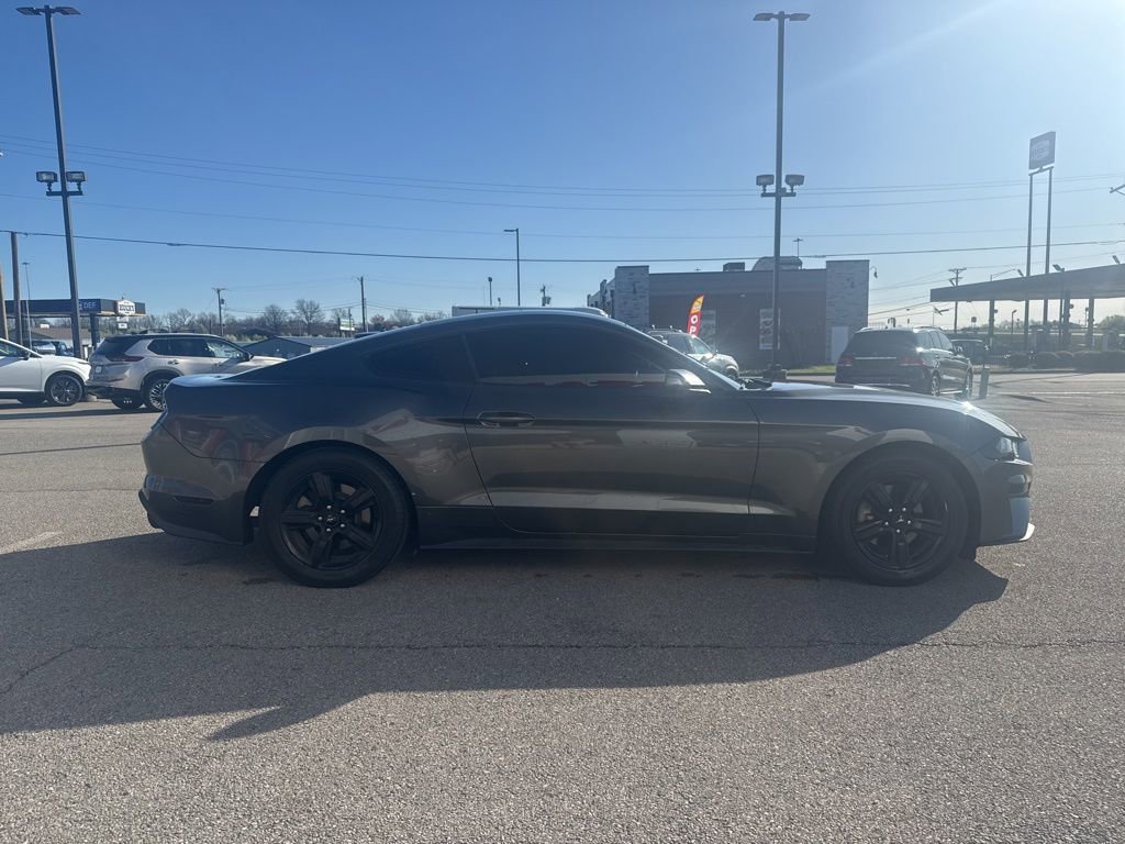 Used 2019 Ford Mustang Coupe image 10