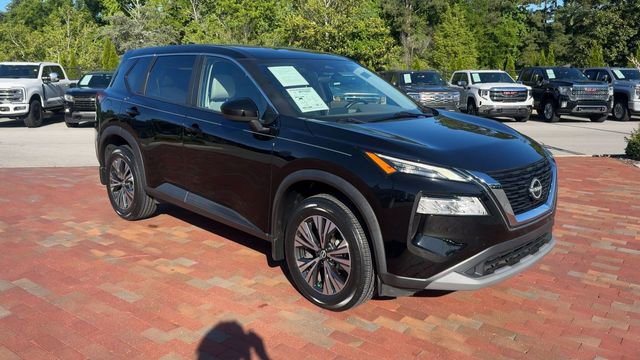Used 2023 Nissan Rogue SV FWD image 5