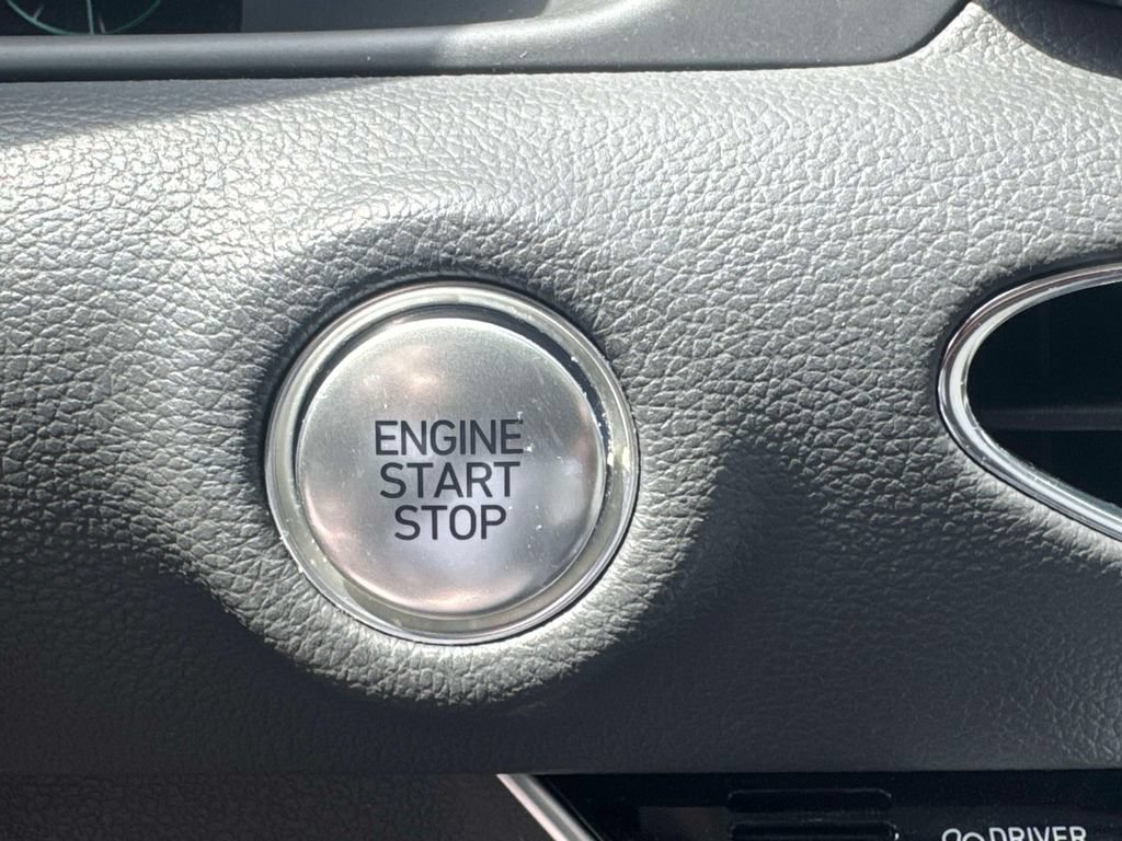 Certified 2023 Hyundai Sonata Limited FWD image 25