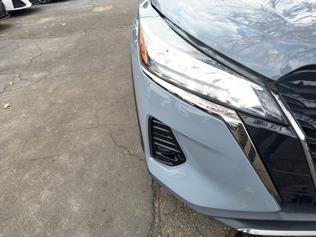 Certified 2023 Nissan Kicks SR image 10