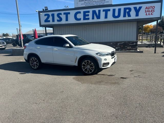 Used 2015 BMW X6 xDrive50i w/ Executive Package image 1