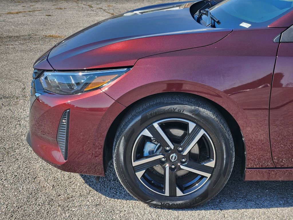 Used 2025 Nissan Sentra SV image 8