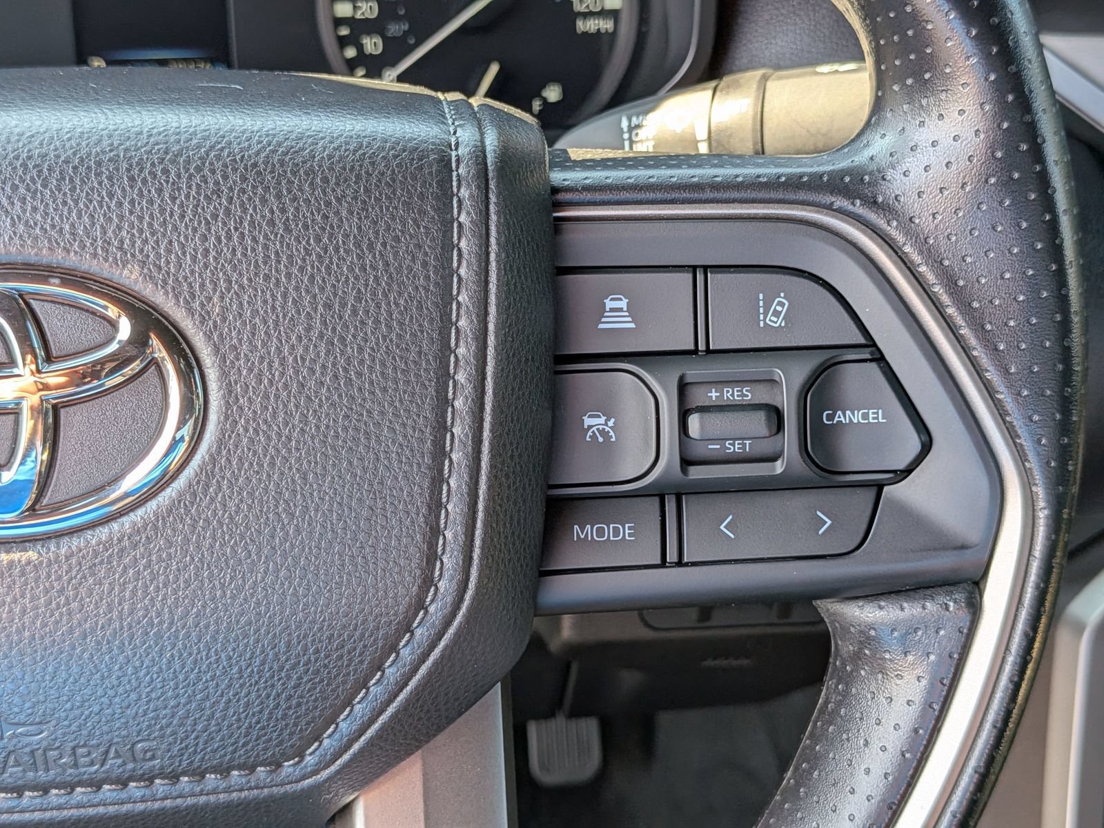Used 2025 Toyota Tundra SR5 AWD/4WD image 19