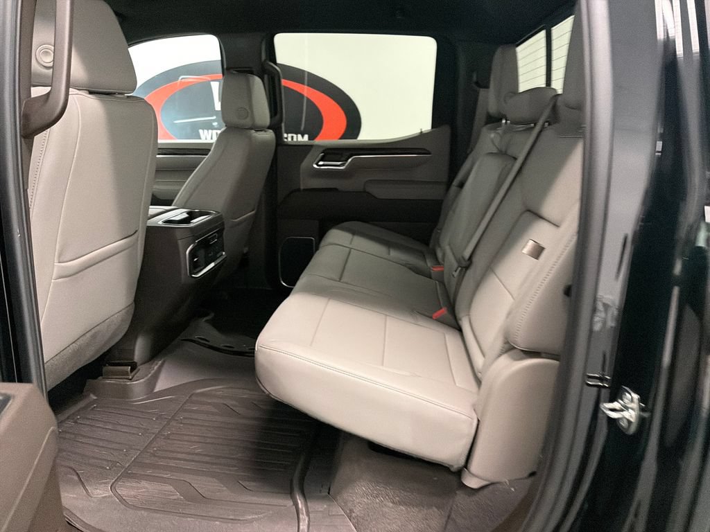 New 2026 GMC Sierra 1500 SLT w/ SLT Premium Plus Package AWD/4WD image 11
