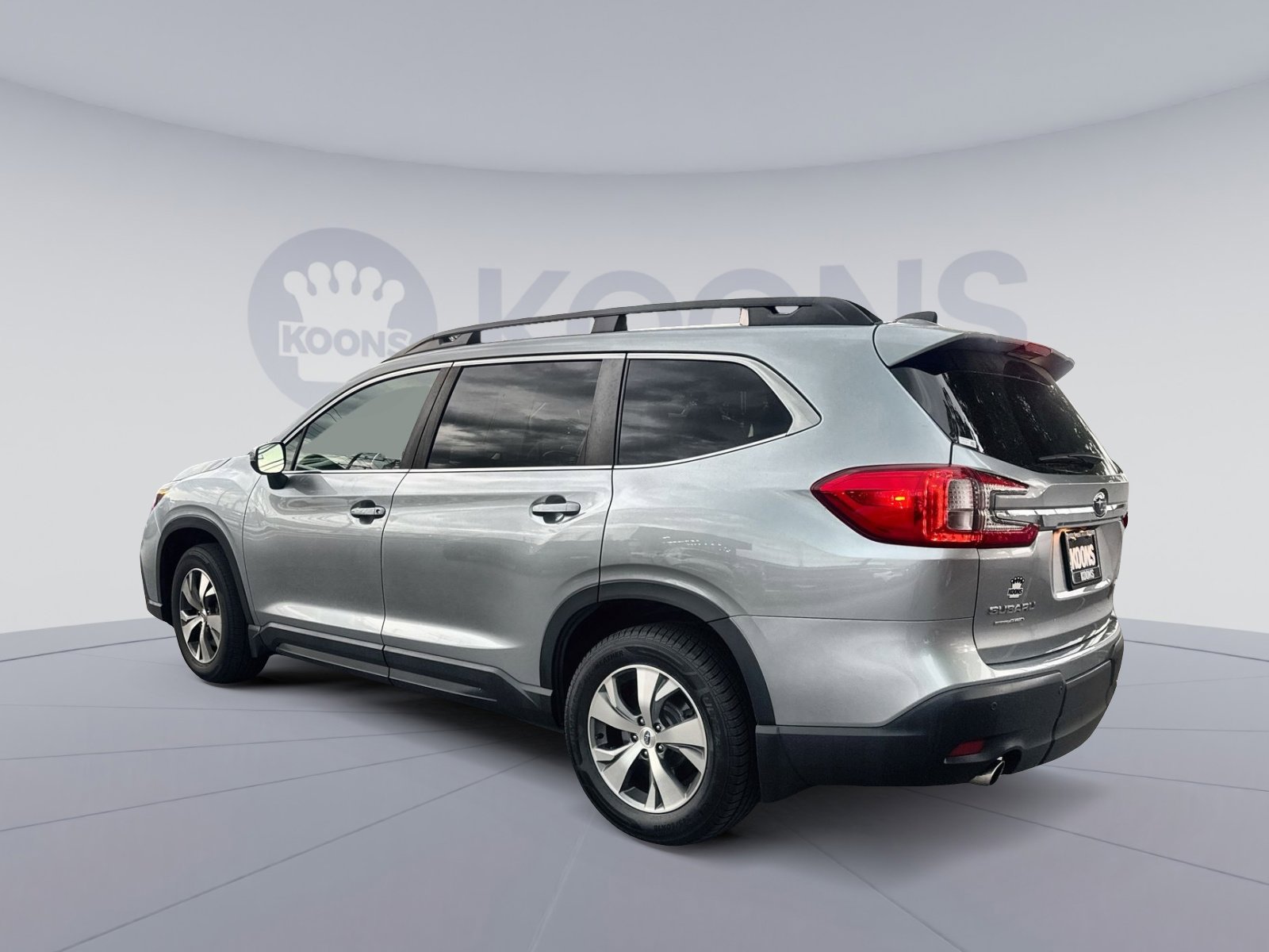 Used 2023 Subaru Ascent Premium w/ Convenience Package AWD/4WD image 4