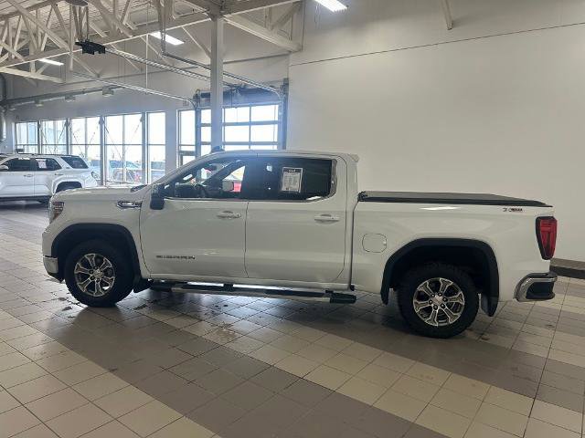 Used 2022 GMC Sierra 1500 SLE AWD/4WD image 2