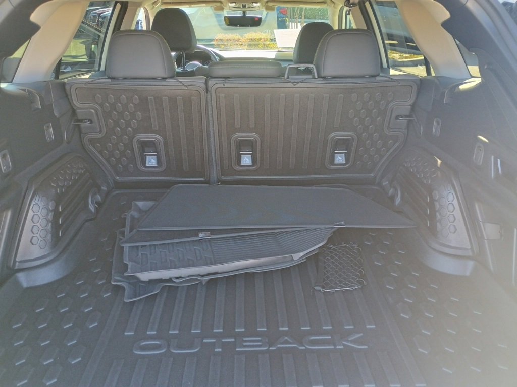 Certified 2022 Subaru Outback Onyx Edition XT w/ Popular Package #2 image 18