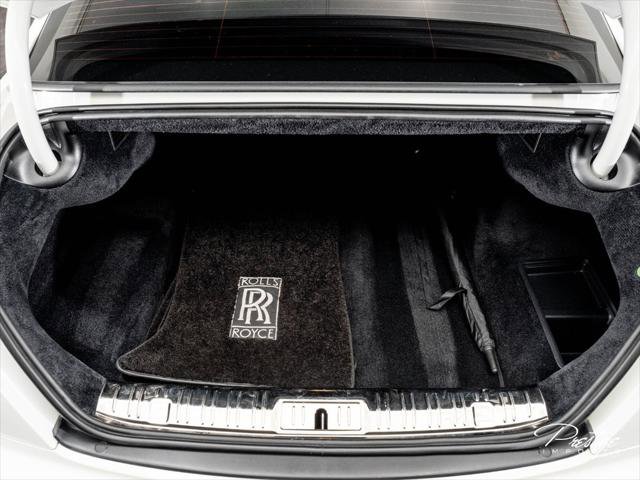 Used 2016 Rolls-Royce Wraith RWD image 16