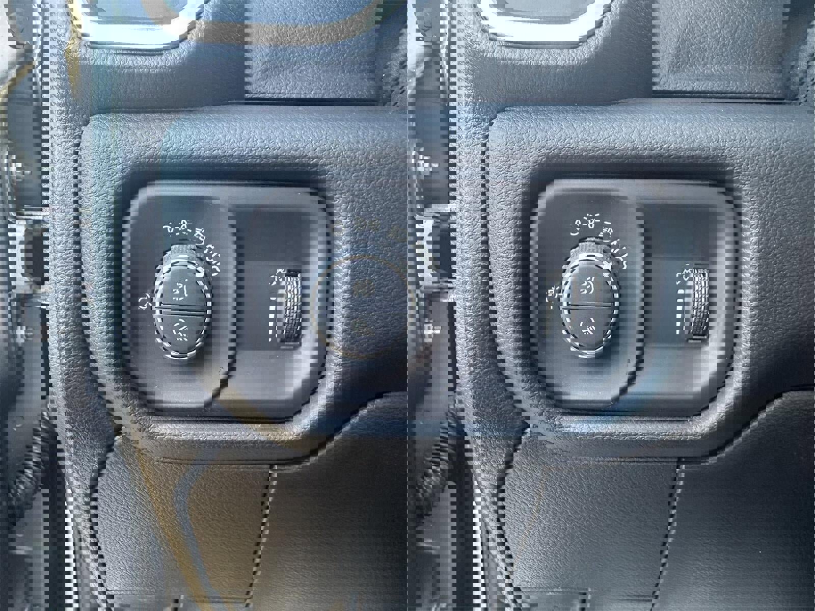 Used 2024 RAM 2500 Big Horn w/ Night Edition image 17