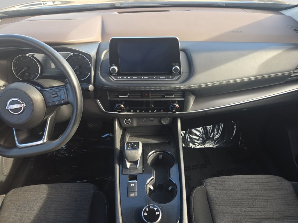 Used 2023 Nissan Rogue SV image 12