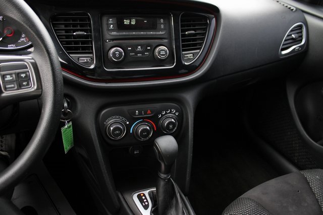 Used 2015 Dodge Dart SXT image 19