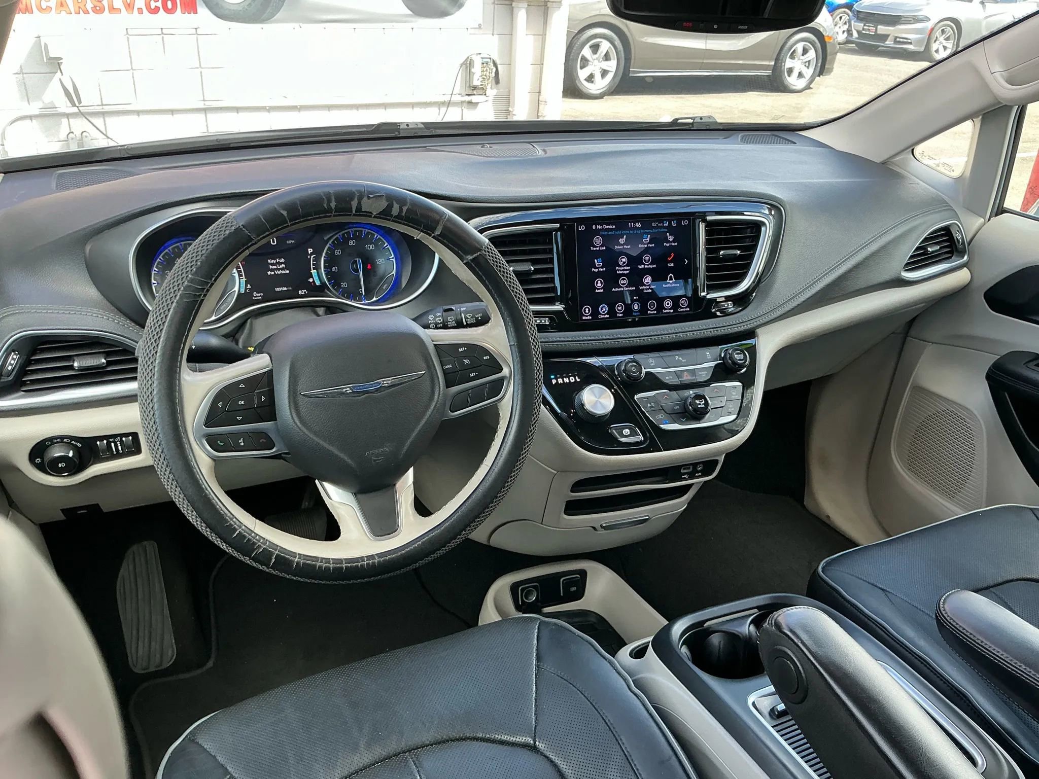 Used 2020 Chrysler Pacifica Limited FWD image 18