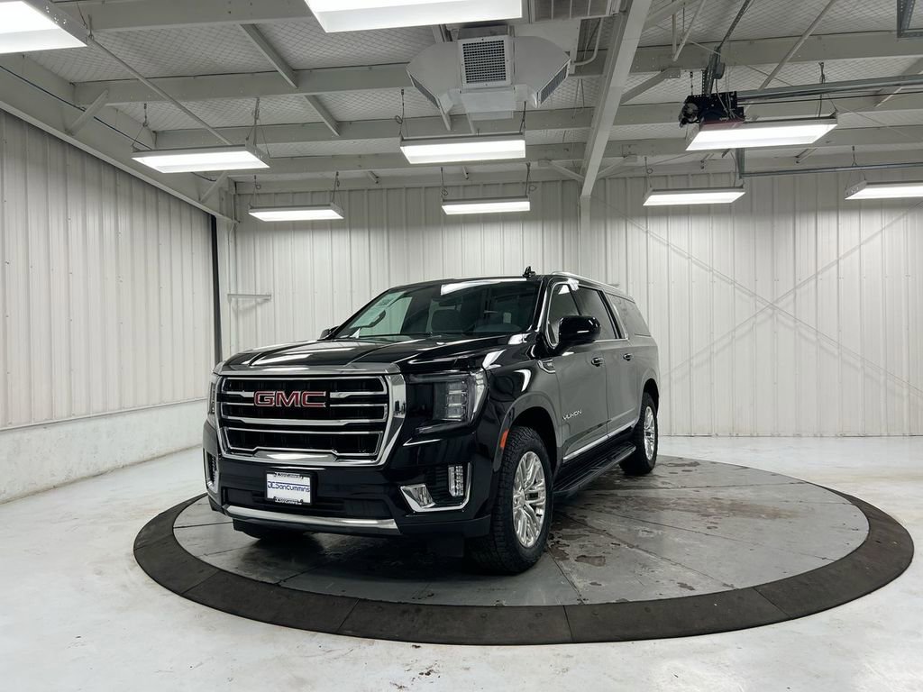 Used 2024 GMC Yukon XL SLT image 9