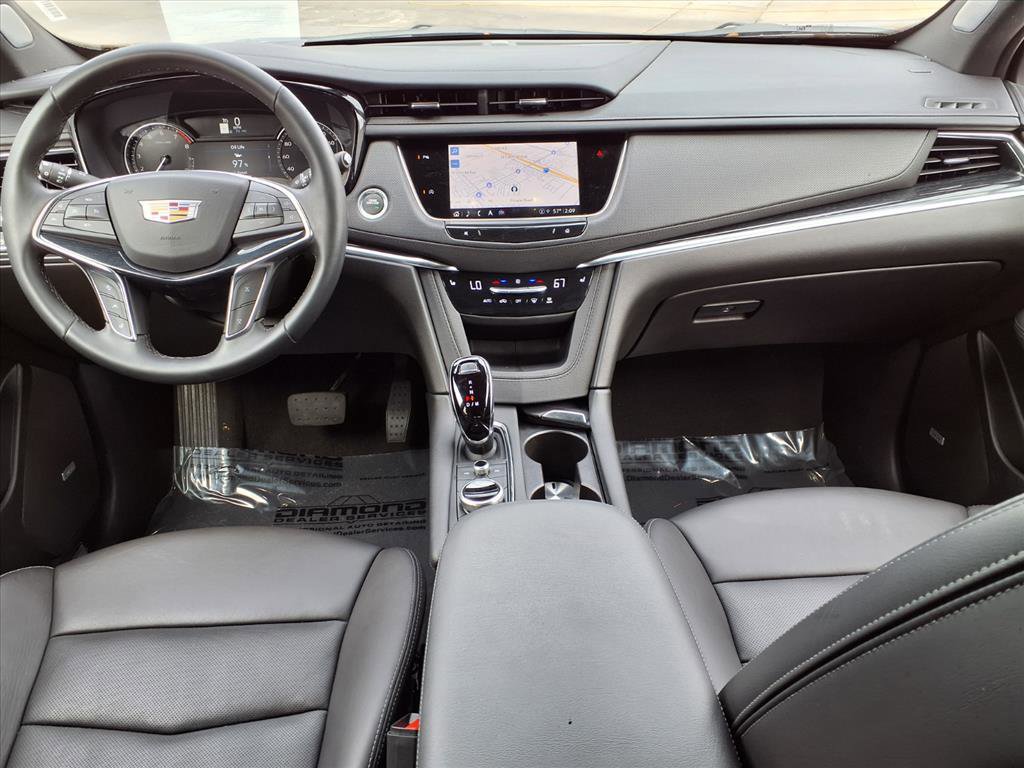 Certified 2025 Cadillac XT5 Premium Luxury image 15