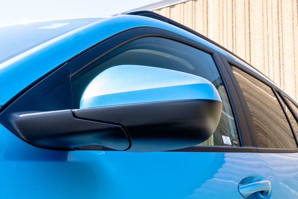 Used 2025 Chevrolet Trax LT w/ Driver Confidence Package image 11