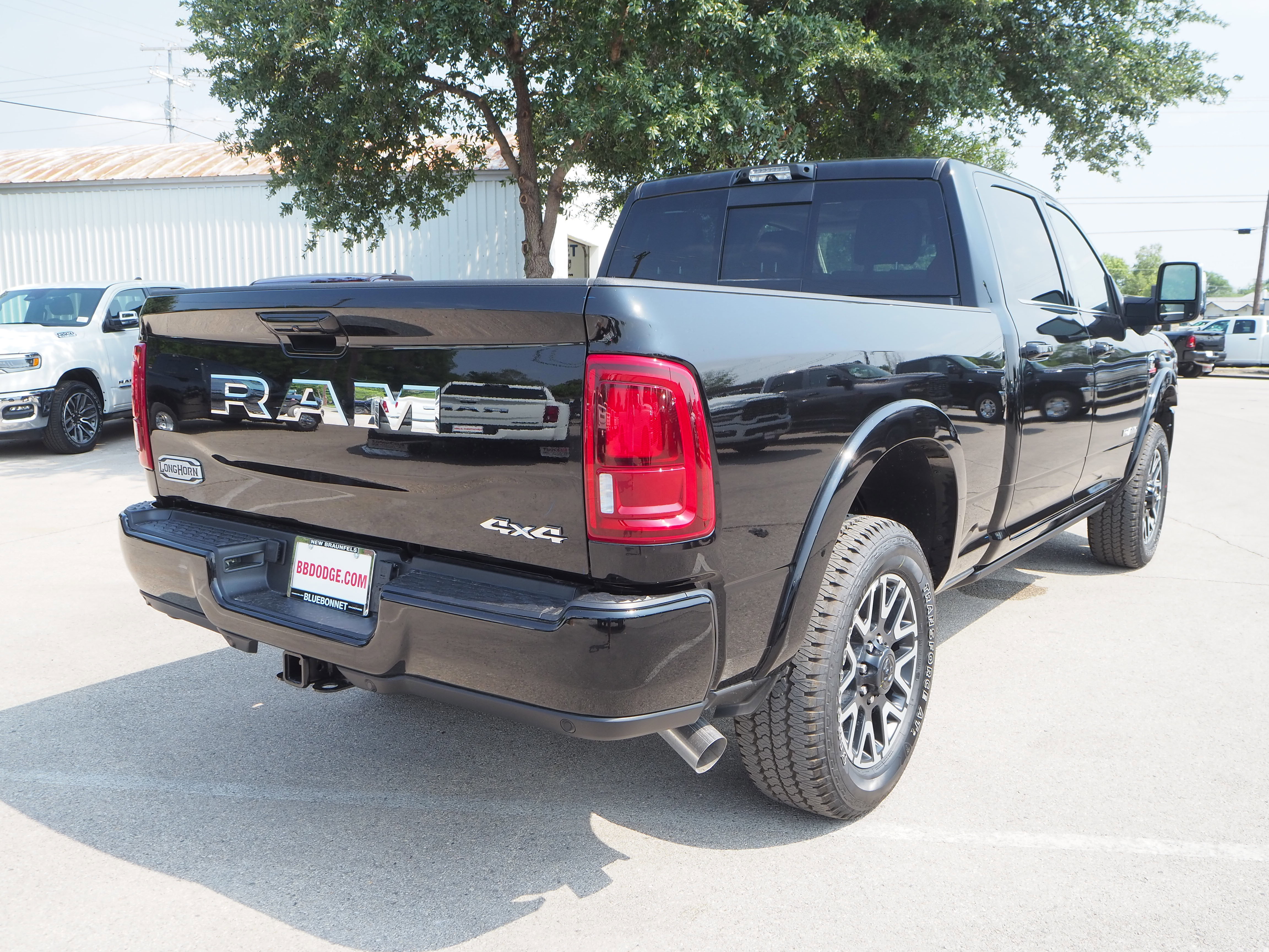 New 2025 RAM 2500 Limited AWD/4WD image 6