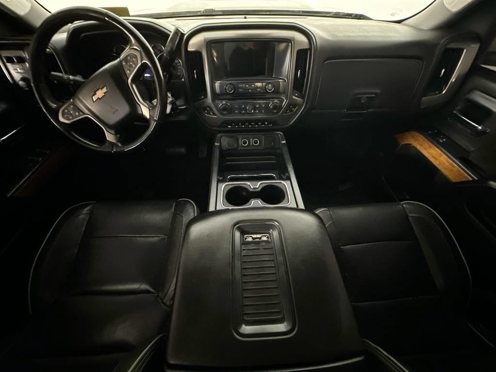 Used 2018 Chevrolet Silverado 2500 High Country w/ Duramax Plus Package AWD/4WD image 10