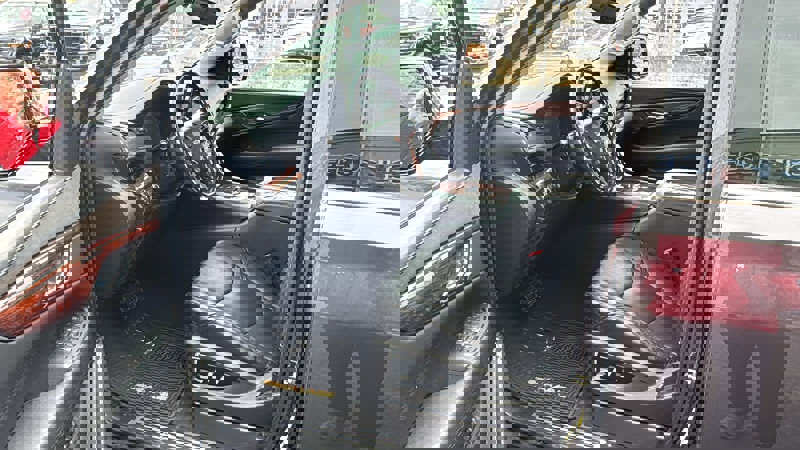 Used 2015 Cadillac Escalade Premium image 10