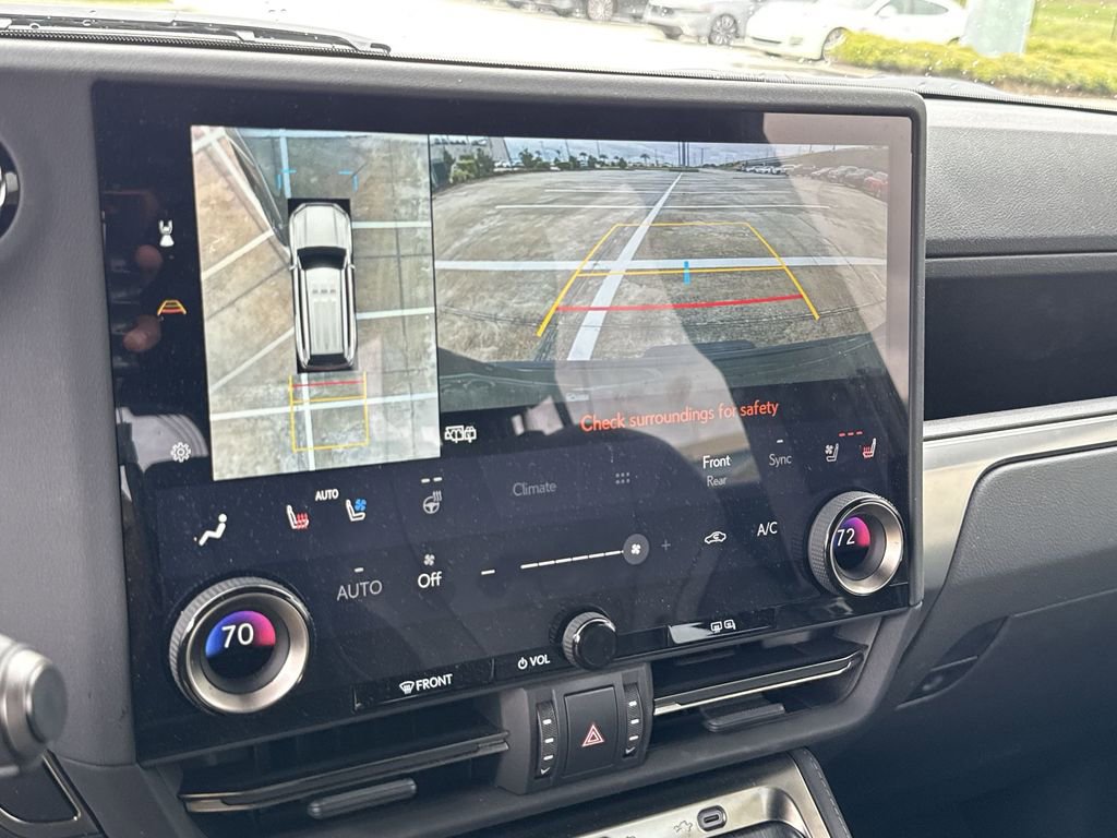 Used 2025 Lexus GX 550 w/ Accessory Package (Z1) image 24