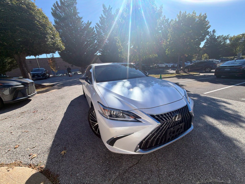 Certified 2025 Lexus ES 350 w/ Premium Package FWD image 6