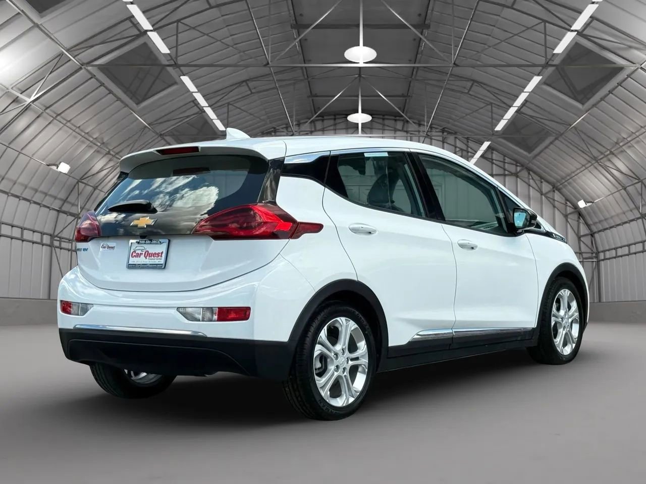 Used 2018 Chevrolet Bolt LT image 8