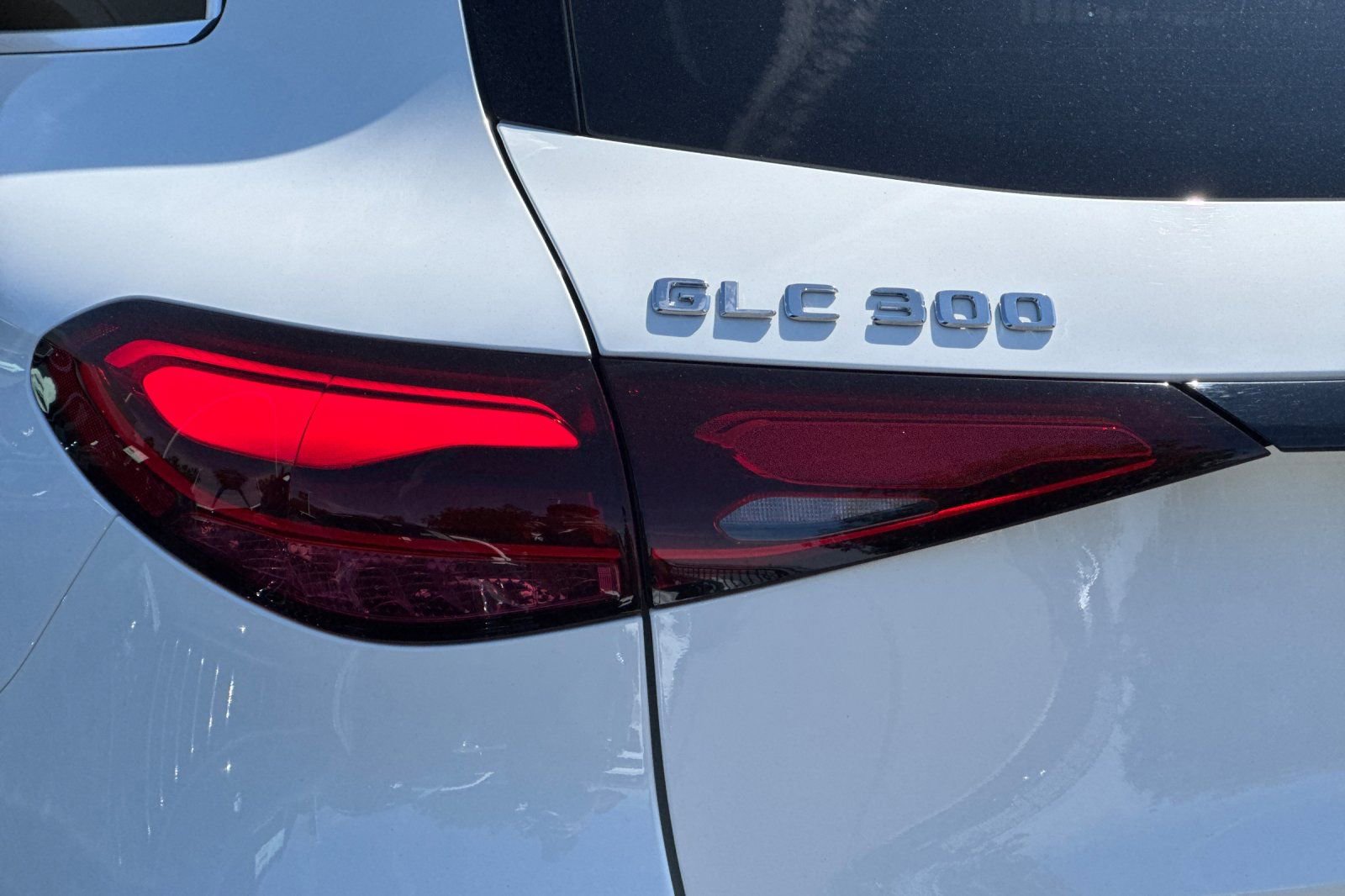 Certified 2024 Mercedes-Benz GLC 300 image 33