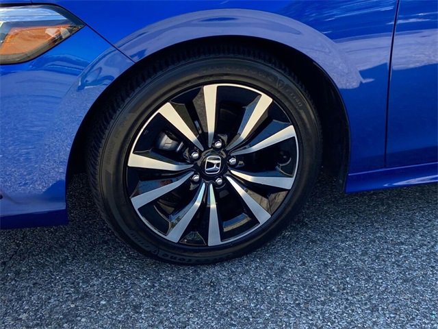 Used 2022 Honda Civic EX image 9