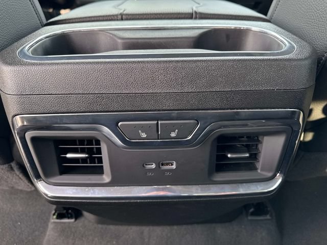 Used 2025 GMC Sierra 2500 Denali w/ Technology Package AWD/4WD image 11