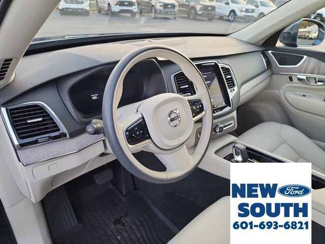 Used 2025 Volvo XC90 B6 Plus w/ Protection Package Premier image 12