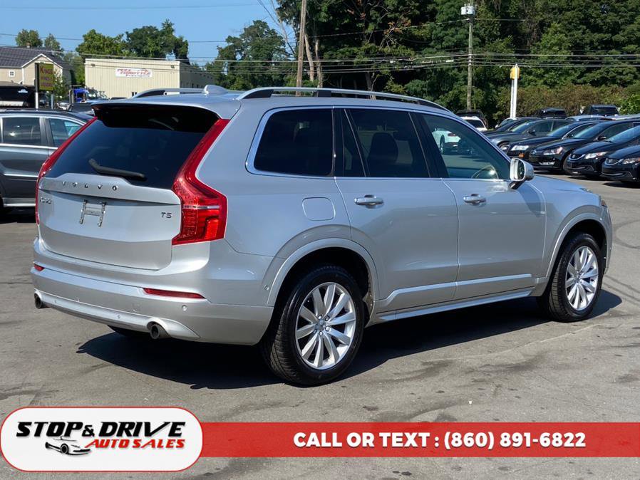 Used 2018 Volvo XC90 T5 Momentum w/ Convenience Package image 5