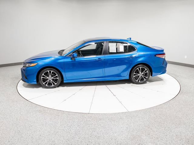 Used 2019 Toyota Camry SE w/ Carpet Mat Package FWD image 31